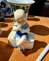 Flea Market Of Horrors 001